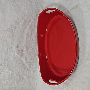 Century 2.25 qt Red Oval Cassarole Dish
